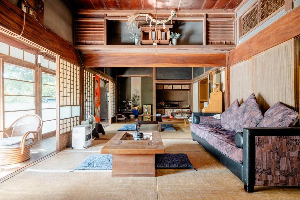 ゲストハウス+カフェわ　１日１組限定！ 築１００年の農家の古民家で宿泊体験、薪でお風呂沸かせます。焚き火もできます。 Kannami 외부 사진